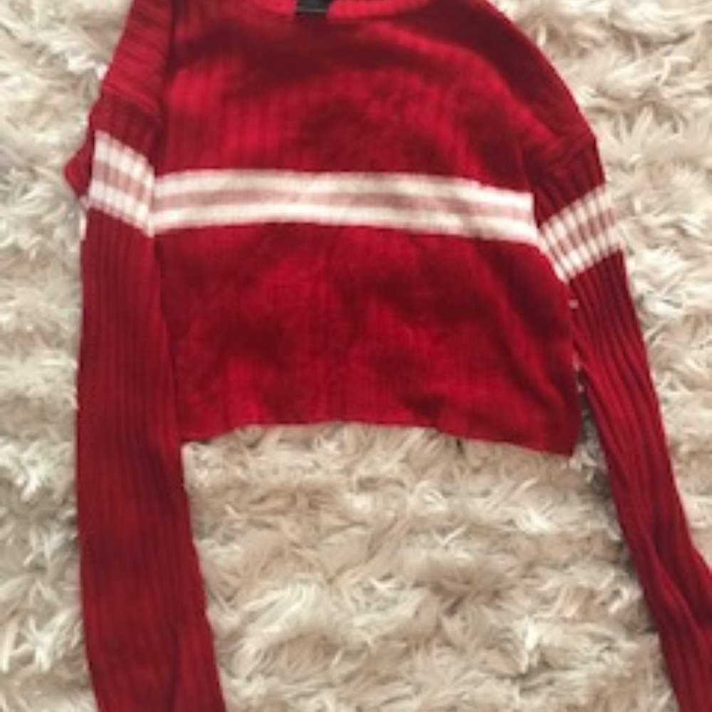 Short sweater